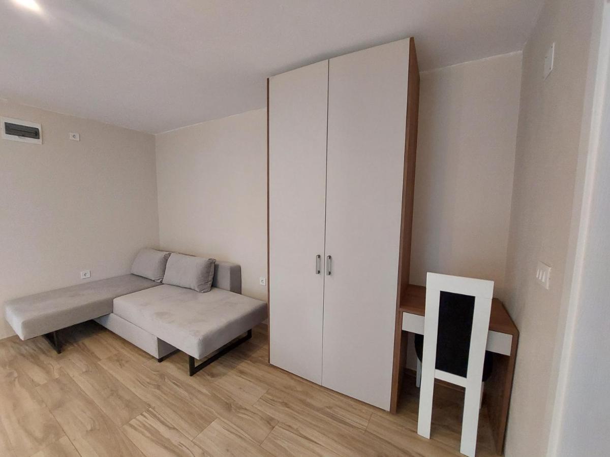 Superb Apartments Virpazar Bagian luar foto